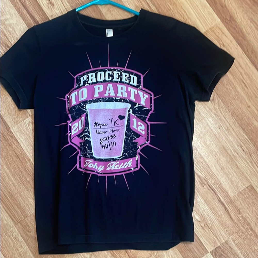 Toby Keith Black and Pink Graphic Tee